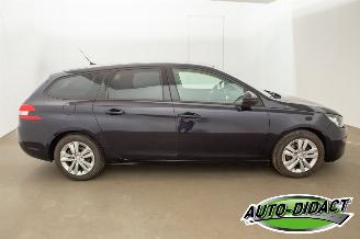 Peugeot 308 1.6 BlueHDI Navi Clima Leder Blue Lease Pack picture 38