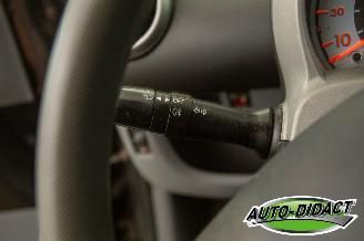 Peugeot 107 1.0-12V XS Airco picture 11
