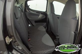 Peugeot 107 1.0-12V XS Airco picture 17