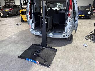Renault Kangoo 1.6 16V Privilege met Rolstoellift picture 13
