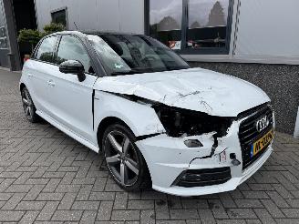 Vaurioauto  passenger cars Audi A1 1.0 TFSI Adrenalin SPORTBACK 2015/12
