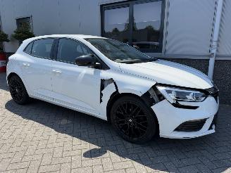 Avarii autoturisme Renault Mégane 1.2 TCe Life 2016/11