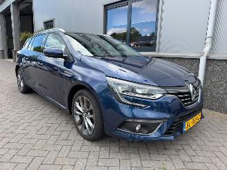 Avarii autoturisme Renault Mégane 1.2 TCe Serie Signature Exclusiv 2018/5