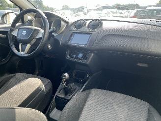 Seat Ibiza Ibiza IV (6J5) Hatchback 5-drs 1.6 TDI 105 (CLNA) [77kW]  (05-2009/05-=
2015) picture 12