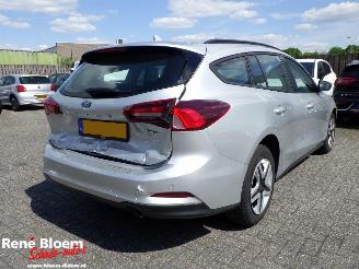 skadebil auto Ford Focus 1.0 EcoBoost Titanium Hybrid 125pk 2022/3