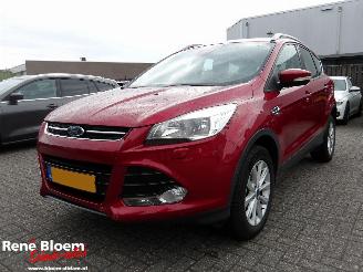 Schadeauto Ford Kuga 1.5 Titanium 150pk 2016/10