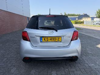 Toyota Yaris 51Kw Aspiration Bi-Tone AIRCO picture 9