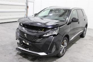 Avarii autoturisme Peugeot 5008  2023/8