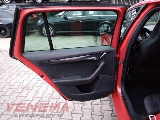 Skoda Octavia Octavia Combi (5EAC), Combi 5-drs, 2012 / 2020 2.0 TDI RS 16V picture 14