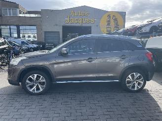 Damaged car Citroën C4 AIRCROSS 2012/6