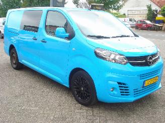 skadebil bedrijf Opel Vivaro DUBBELE CABINE 2.0DIESEL 6 PERSOONS 2021/3