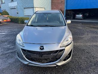 Mazda 5  picture 2