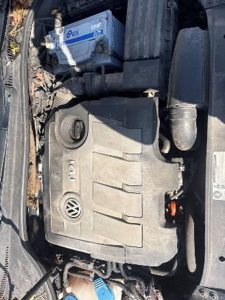 Volkswagen Golf 1.6 TDI 16V 105 Combi/o  Diesel 1.596cc 77kW (105pk) FWD 2009-07/2013-07  CAYC picture 24
