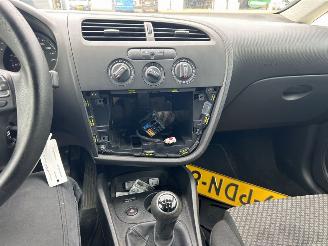 Seat Leon 1.2 TSI Hatchback 4Dr Benzine 1.197cc 77kW (105pk) FWD 2010-02/2012-12 (1P1) CBZB picture 10