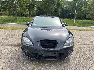 Seat Leon 1.2 TSI Hatchback 4Dr Benzine 1.197cc 77kW (105pk) FWD 2010-02/2012-12 (1P1) CBZB picture 2