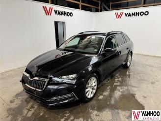 Schadeauto Skoda Superb  2020/7