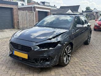 Auto incidentate Seat Leon FR 1.4 TSI eHybrid Pano 2021/1